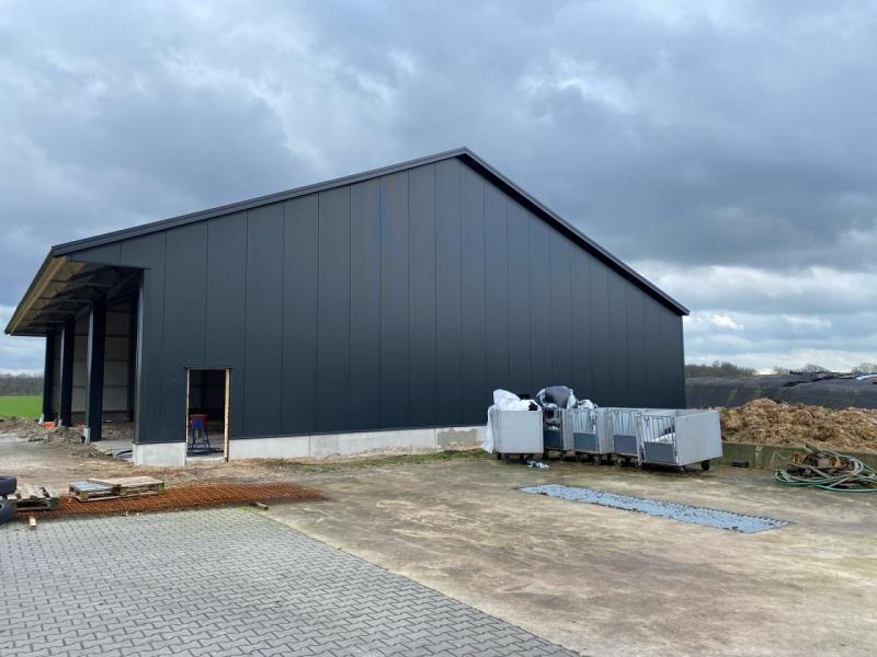 Werktuigenloods bouwen